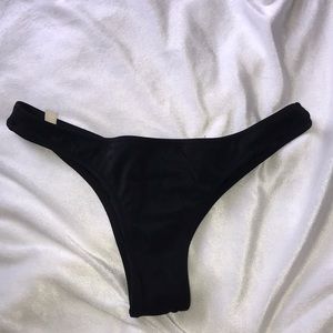 Cheeky bikini bottom